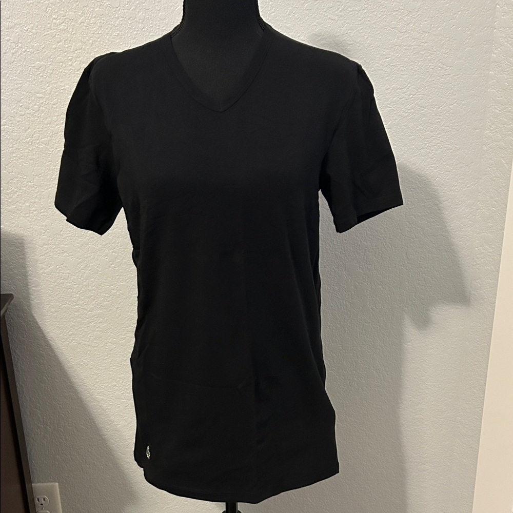 Men’s Lacoste v-neck short sleeve T-shirt. New, never worn. Excellent!